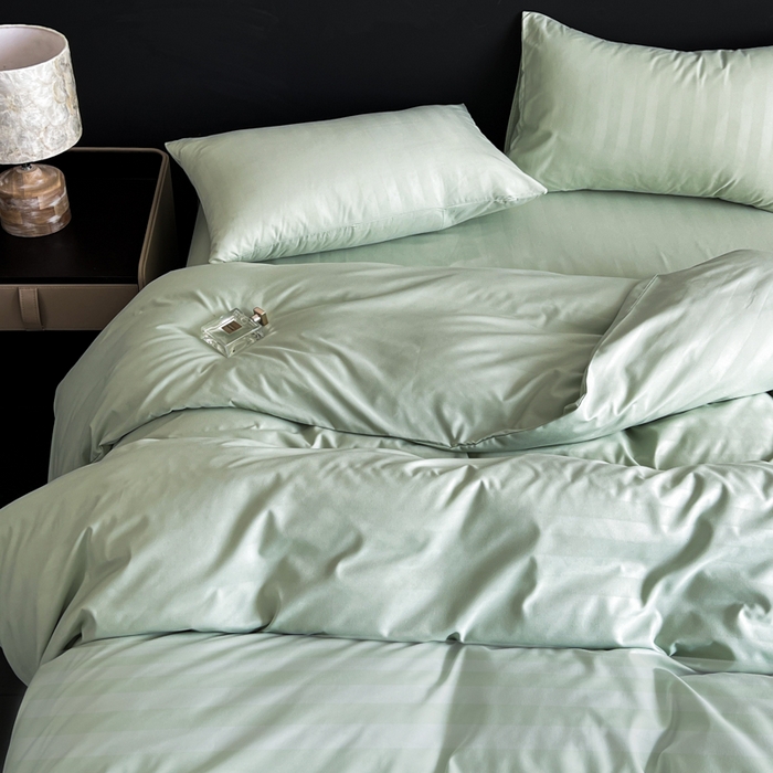 91家纺网 家纺一手货源 找家纺 蓝淋家纺 2026春夏新款贡缎提花四件套 青雾缎