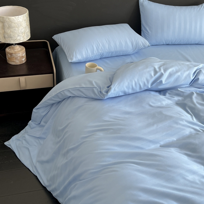 91家纺网 家纺一手货源 找家纺 蓝淋家纺 2026春夏新款贡缎提花四件套 晴空缎