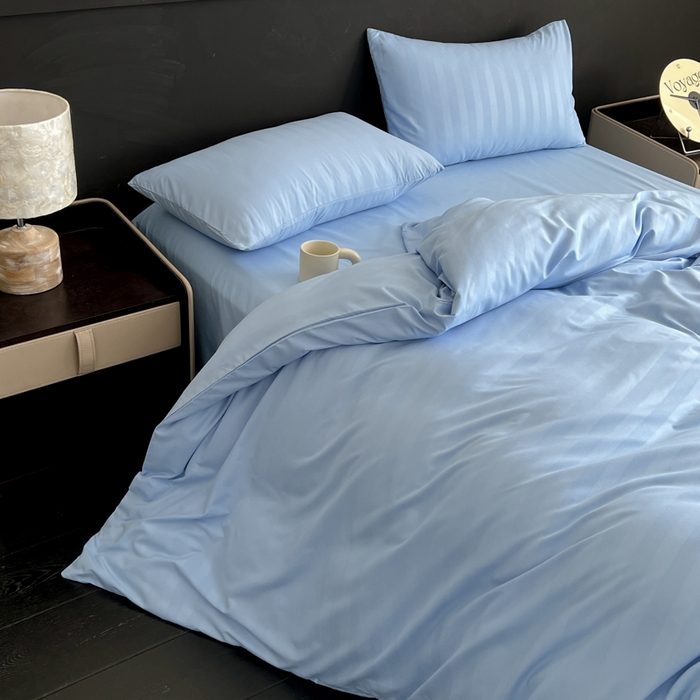 91家纺网 家纺一手货源 找家纺 蓝淋家纺 2026春夏新款贡缎提花四件套 晴空缎