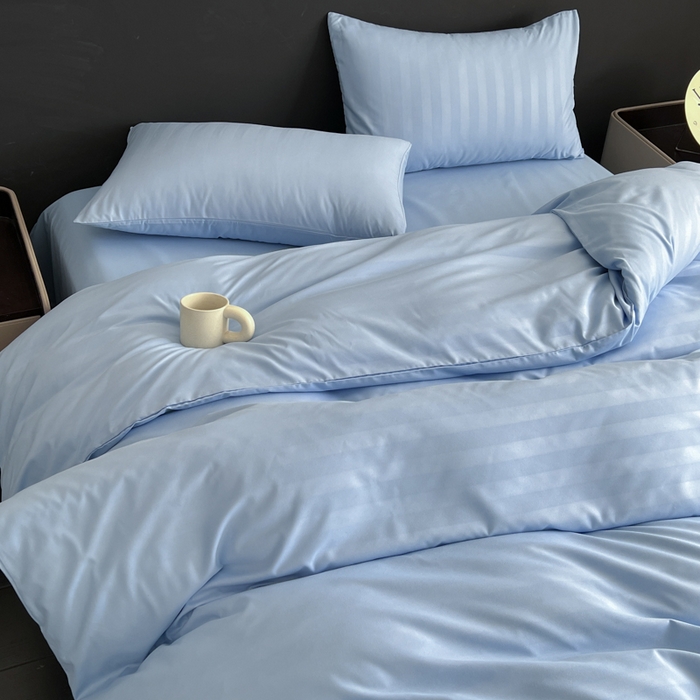 91家纺网 家纺一手货源 找家纺 蓝淋家纺 2026春夏新款贡缎提花四件套 晴空缎