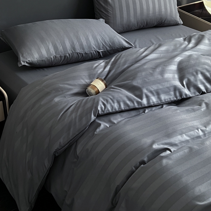 91家纺网 家纺一手货源 找家纺 蓝淋家纺 2026春夏新款贡缎提花四件套 炭灰缎