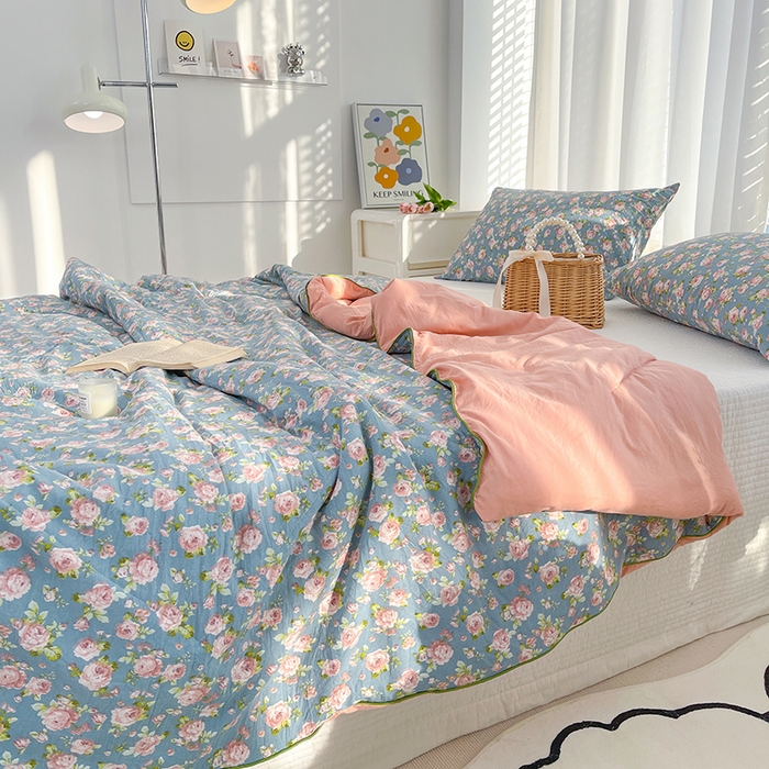 91家纺网 家纺一手货源 找家纺 太阳树 2026新款A类水洗双层纱夏被大豆夏被夏凉被空调被 玫瑰花园