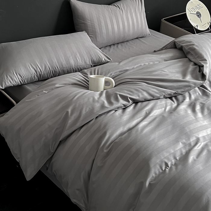 91家纺网 家纺一手货源 找家纺 蓝淋家纺 2026春夏新款贡缎提花四件套 云灰缎