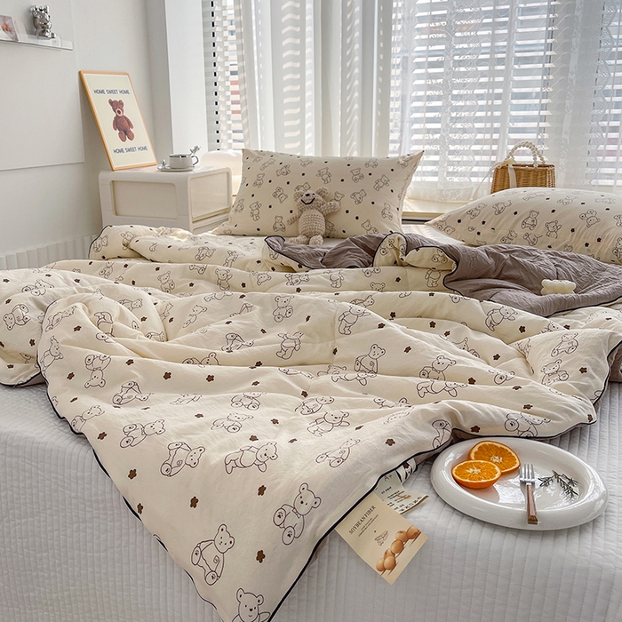 91家纺网 家纺一手货源 找家纺 太阳树 2026新款A类水洗双层纱夏被大豆夏被夏凉被空调被 小熊院长