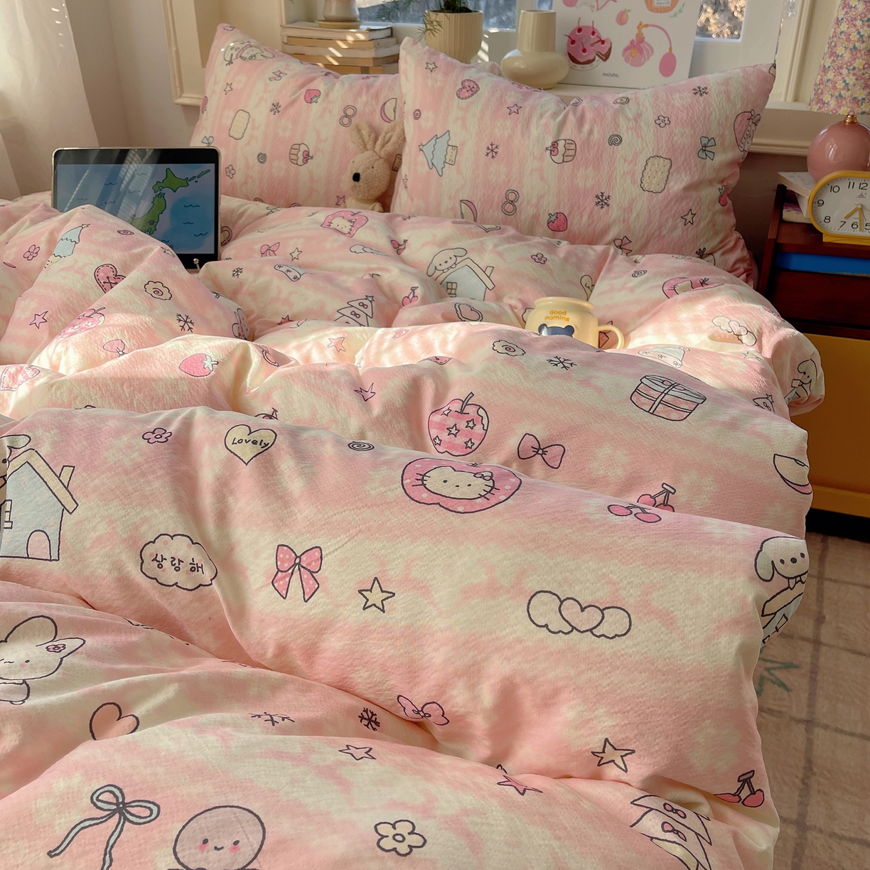 91家纺网 家纺一手货源 找家纺 （总）红嘴企鹅 2026新款波西米亚卡通风水洗棉四件套