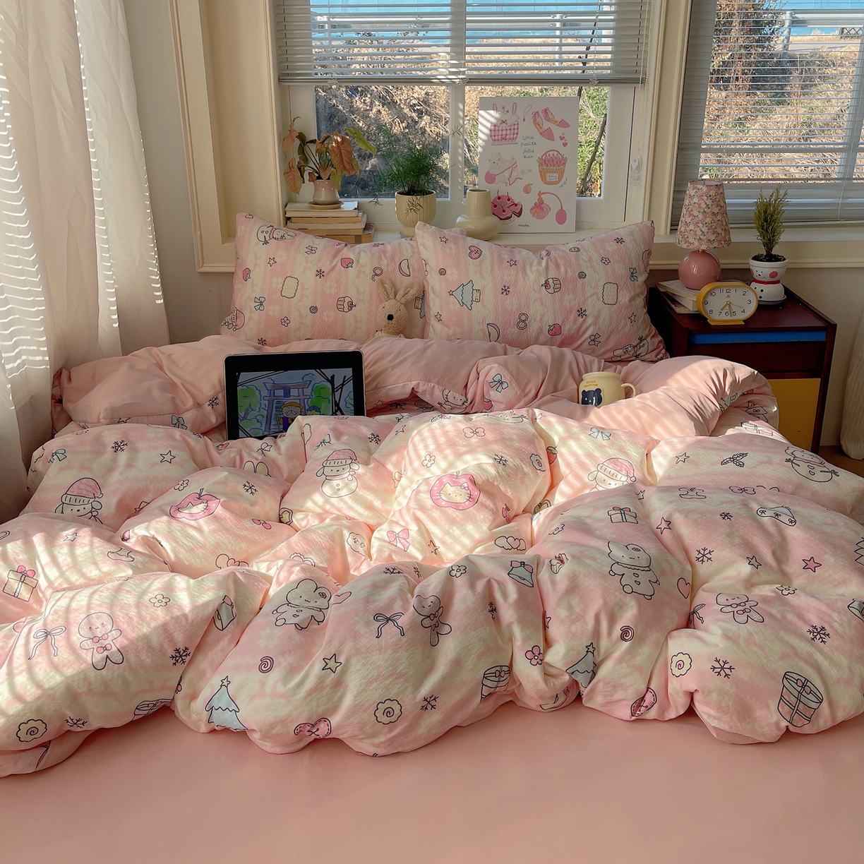 91家纺网 家纺一手货源 找家纺 （总）红嘴企鹅 2026新款波西米亚卡通风水洗棉四件套