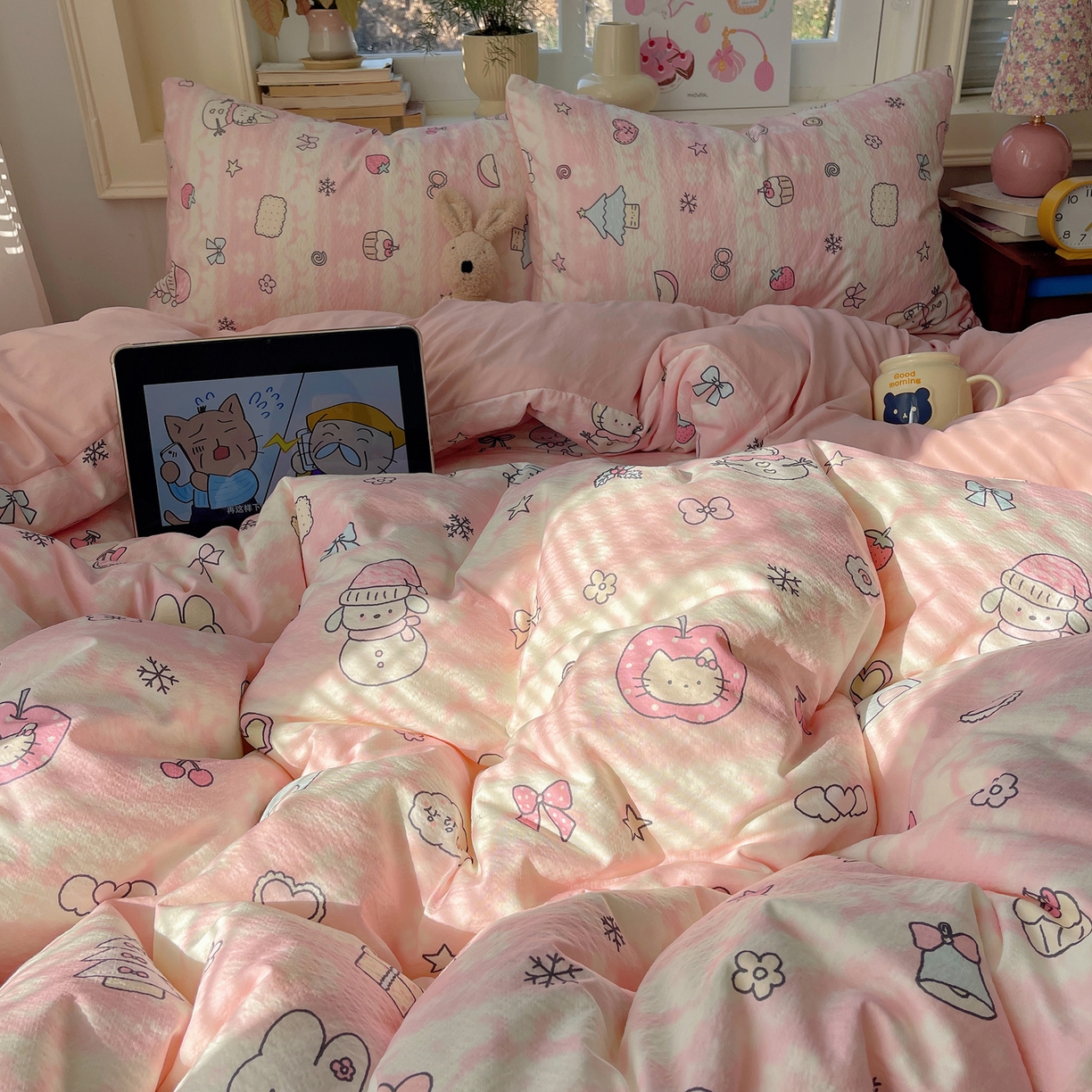 91家纺网 家纺一手货源 找家纺 （总）红嘴企鹅 2026新款波西米亚卡通风水洗棉四件套