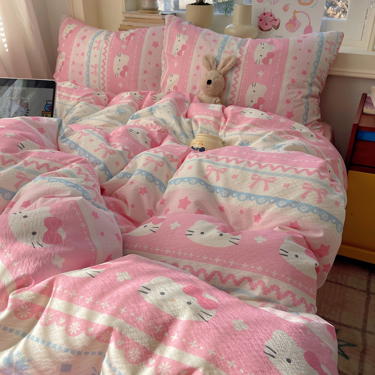 91家纺网 家纺一手货源 找家纺 红嘴企鹅 2026新款波西米亚卡通风水洗棉四件套 可爱小猫