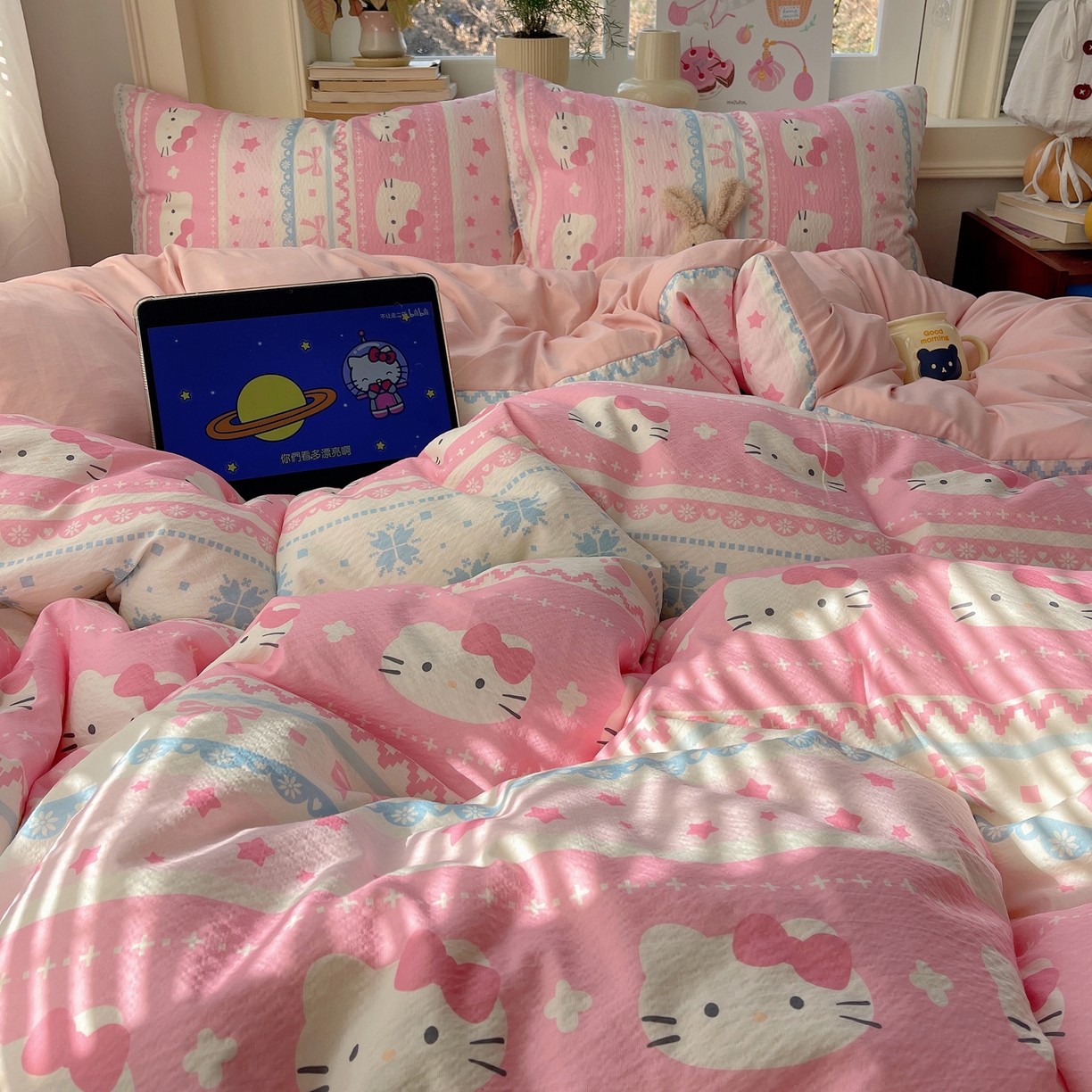 91家纺网 家纺一手货源 找家纺 红嘴企鹅 2026新款波西米亚卡通风水洗棉四件套 可爱小猫