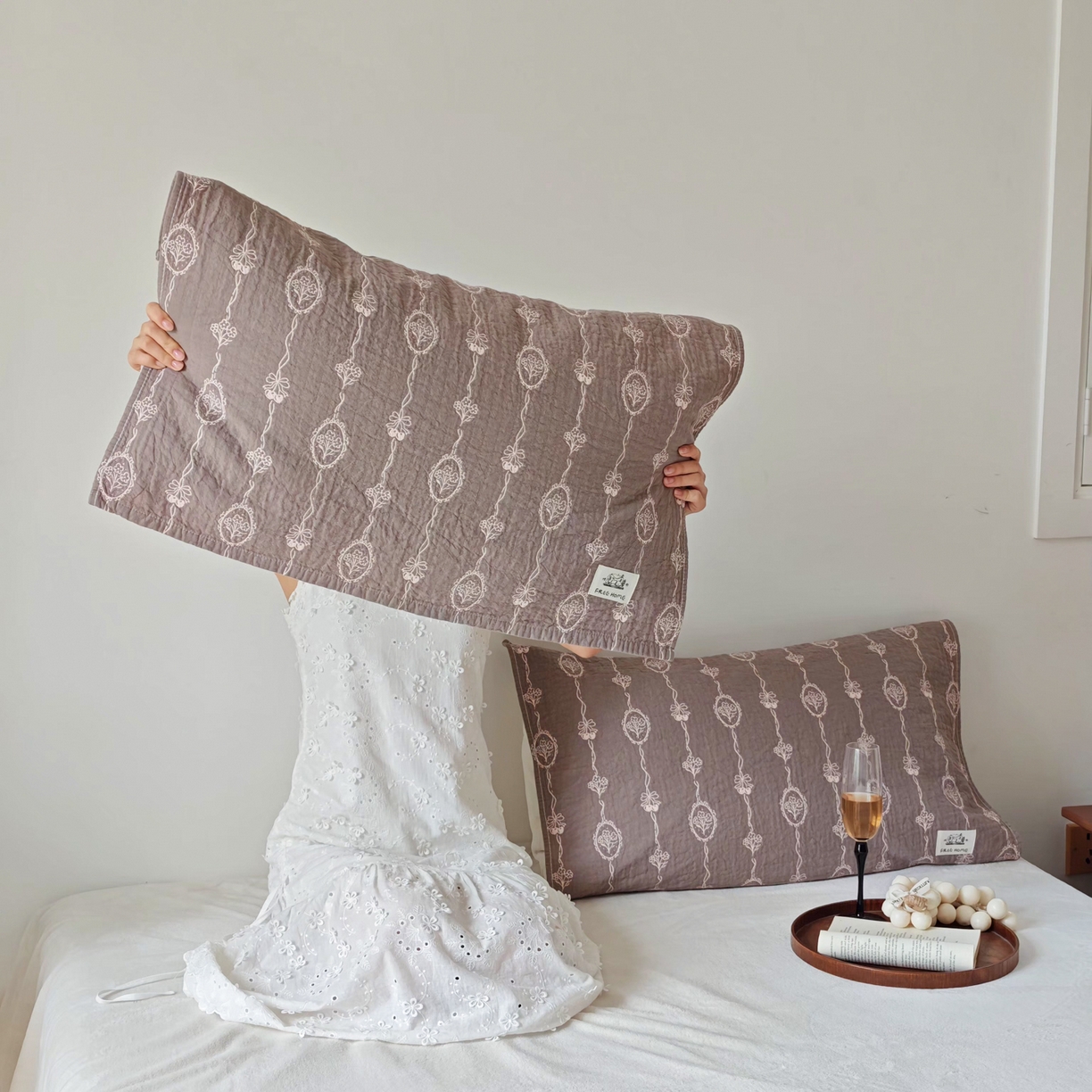 91家纺网 家纺一手货源 找家纺 沐瑟家纺  2026新款安心棉纯棉纱布枕巾 樱桃花紫