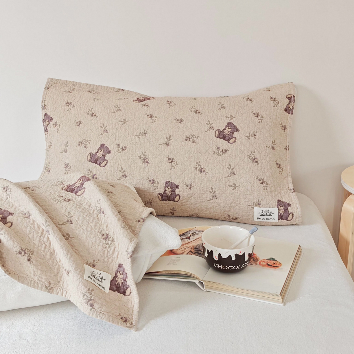 91家纺网 家纺一手货源 找家纺 沐瑟家纺  2026新款安心棉纯棉纱布枕巾 小熊碎花