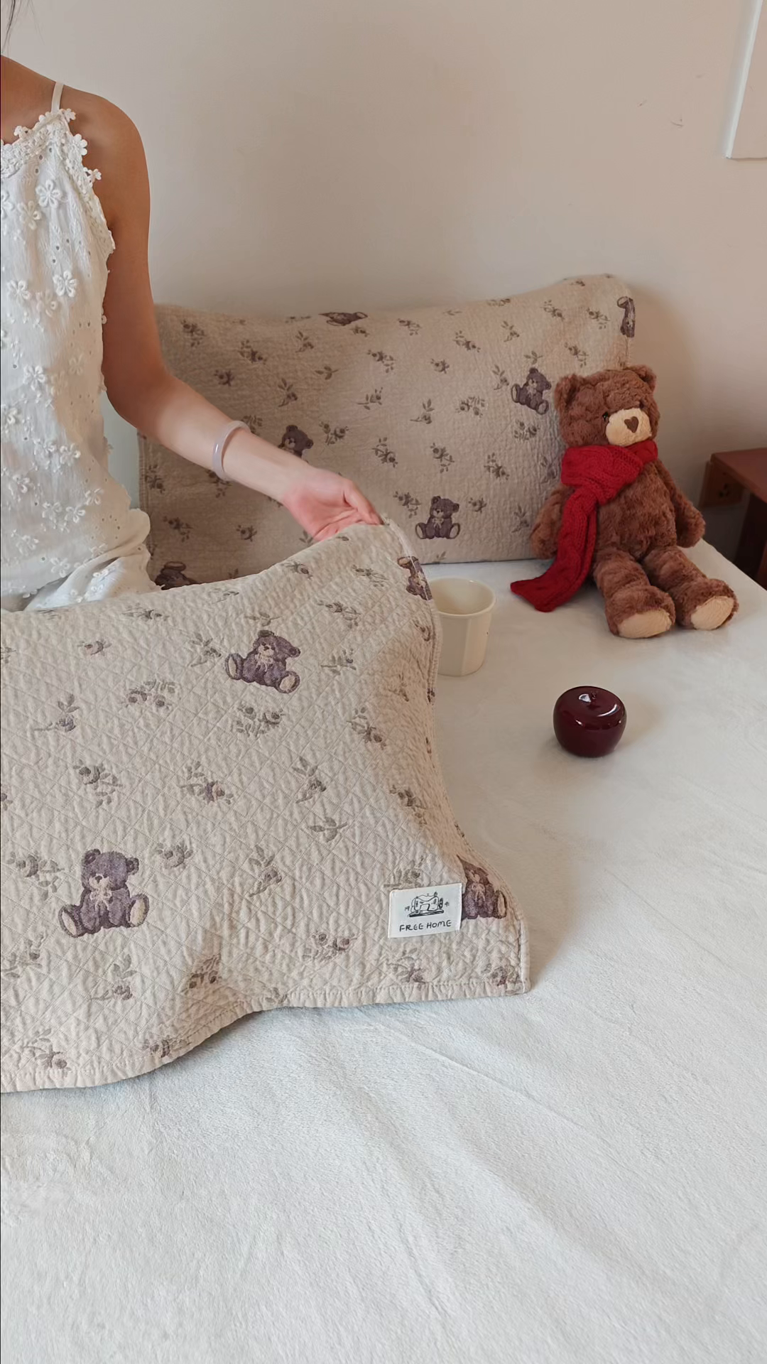 91家纺网 家纺一手货源 找家纺 沐瑟家纺  2026新款安心棉纯棉纱布枕巾 小熊碎花