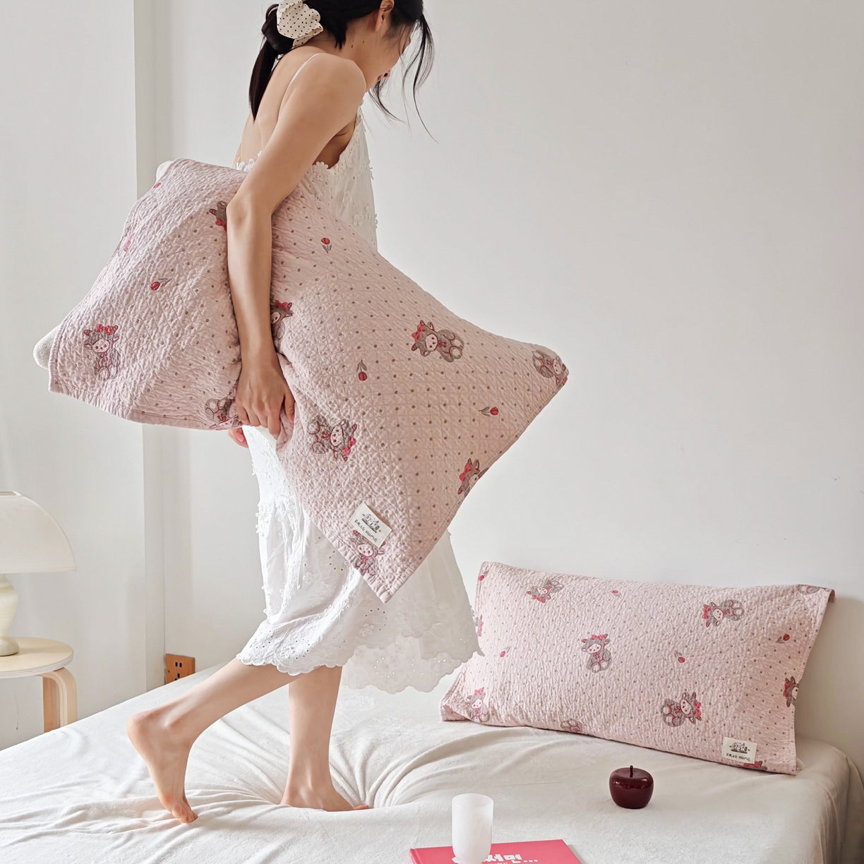 91家纺网 家纺一手货源 找家纺 沐瑟家纺  2026新款安心棉纯棉纱布枕巾 小羊花朵