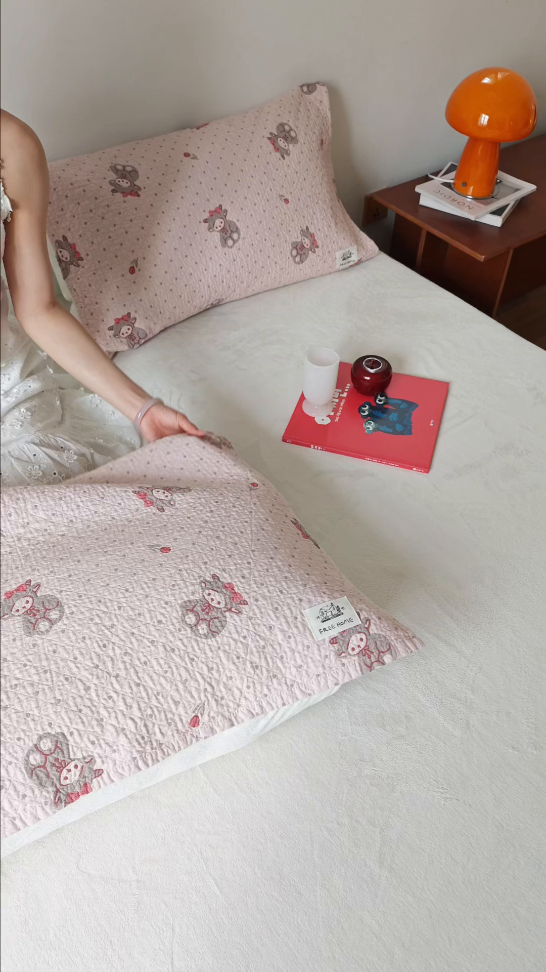 91家纺网 家纺一手货源 找家纺 沐瑟家纺  2026新款安心棉纯棉纱布枕巾 小羊花朵