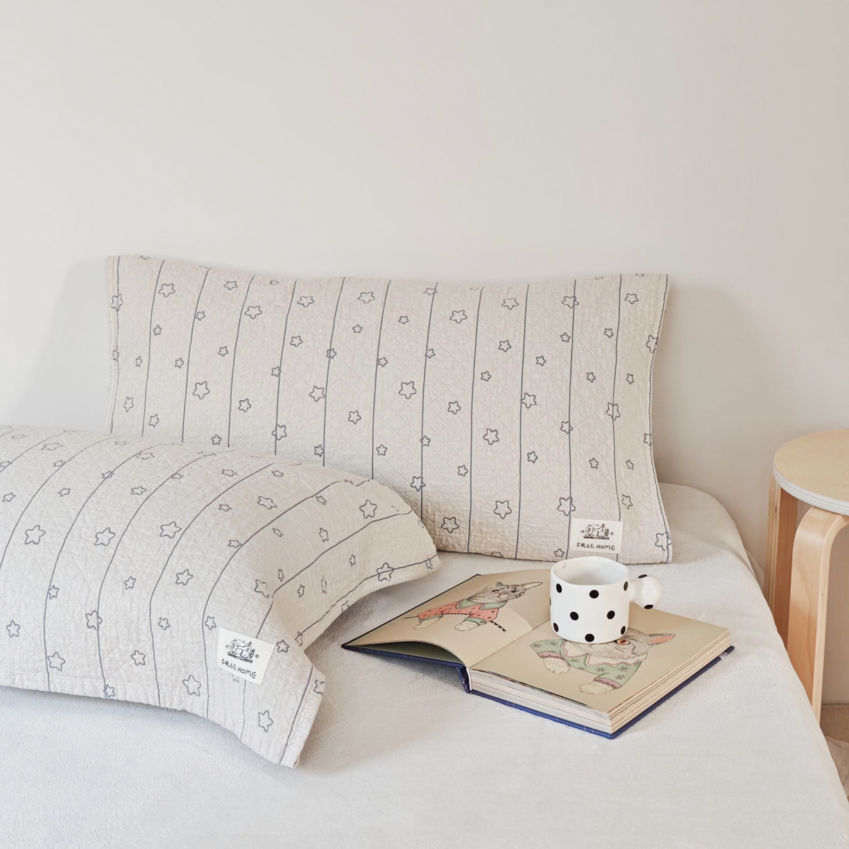 91家纺网 家纺一手货源 找家纺 沐瑟家纺  2026新款安心棉纯棉纱布枕巾 线条五角星