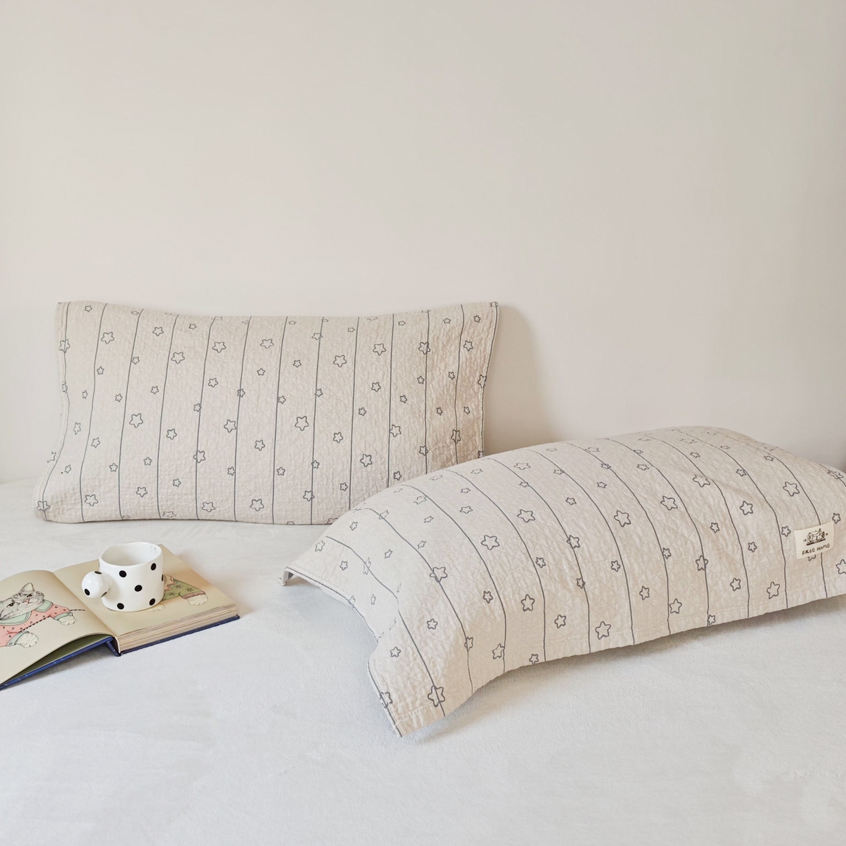 91家纺网 家纺一手货源 找家纺 沐瑟家纺  2026新款安心棉纯棉纱布枕巾 线条五角星