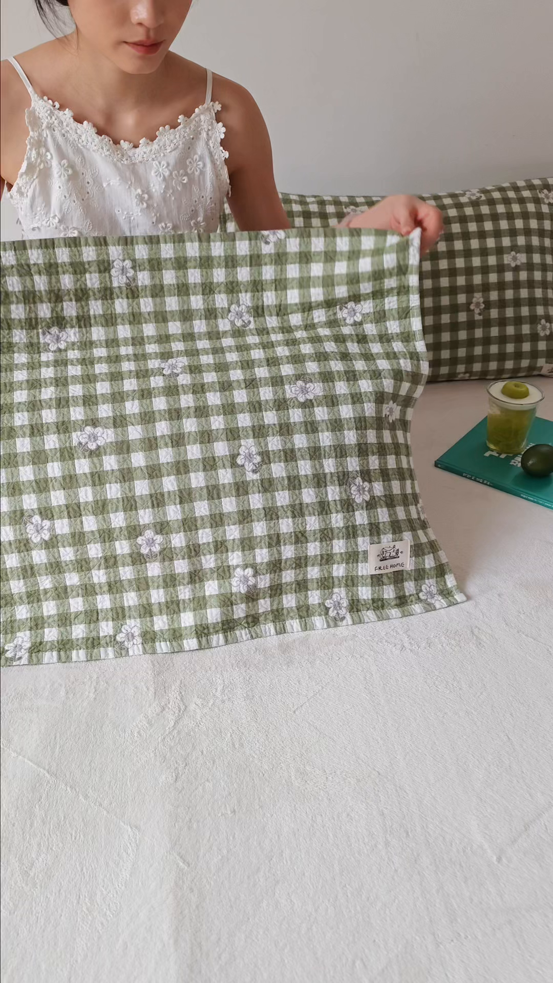 91家纺网 家纺一手货源 找家纺 沐瑟家纺  2026新款安心棉纯棉纱布枕巾 小花格子