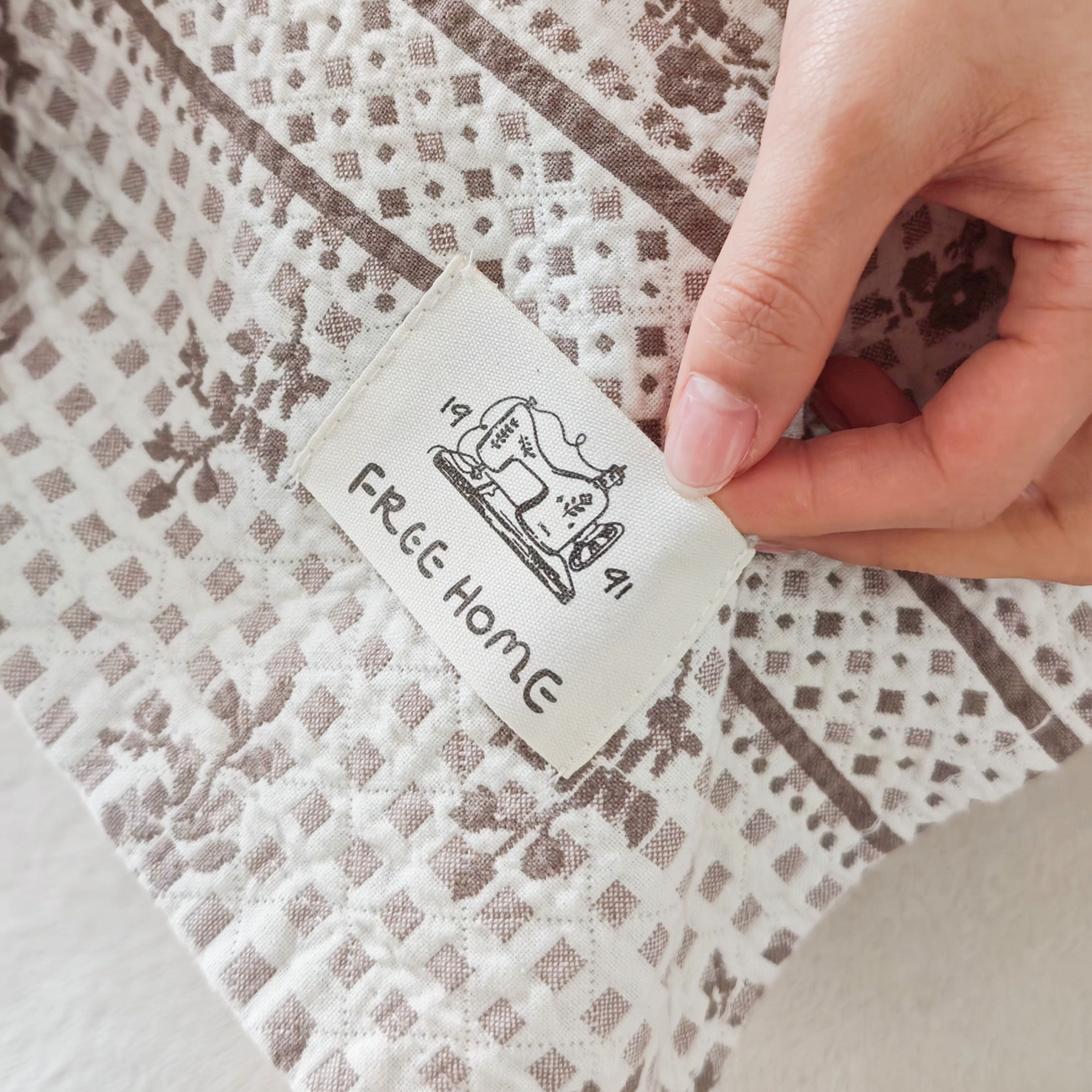 91家纺网 家纺一手货源 找家纺 沐瑟家纺  2026新款安心棉纯棉纱布枕巾 碎花格子