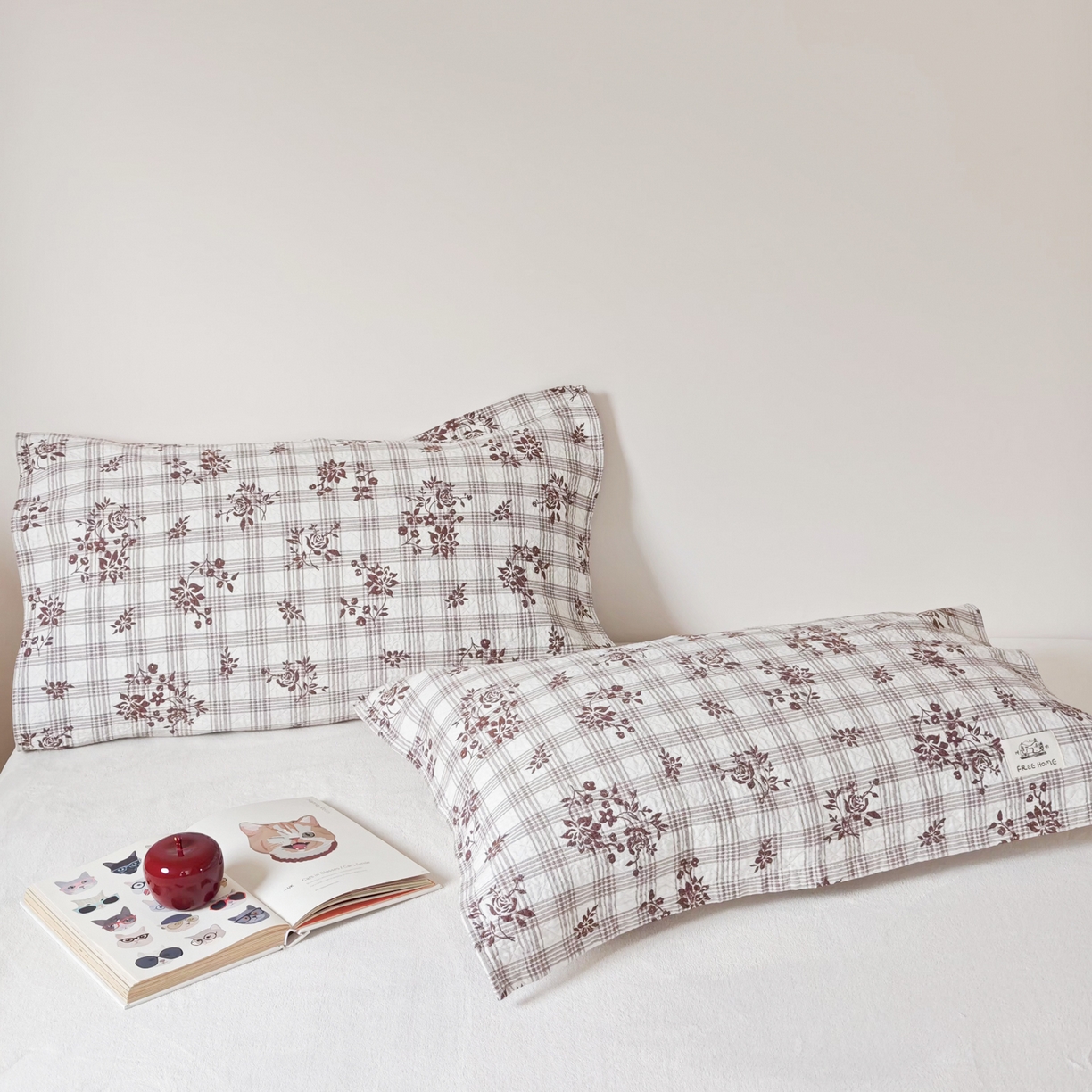 91家纺网 家纺一手货源 找家纺 沐瑟家纺  2026新款安心棉纯棉纱布枕巾 咖色小花