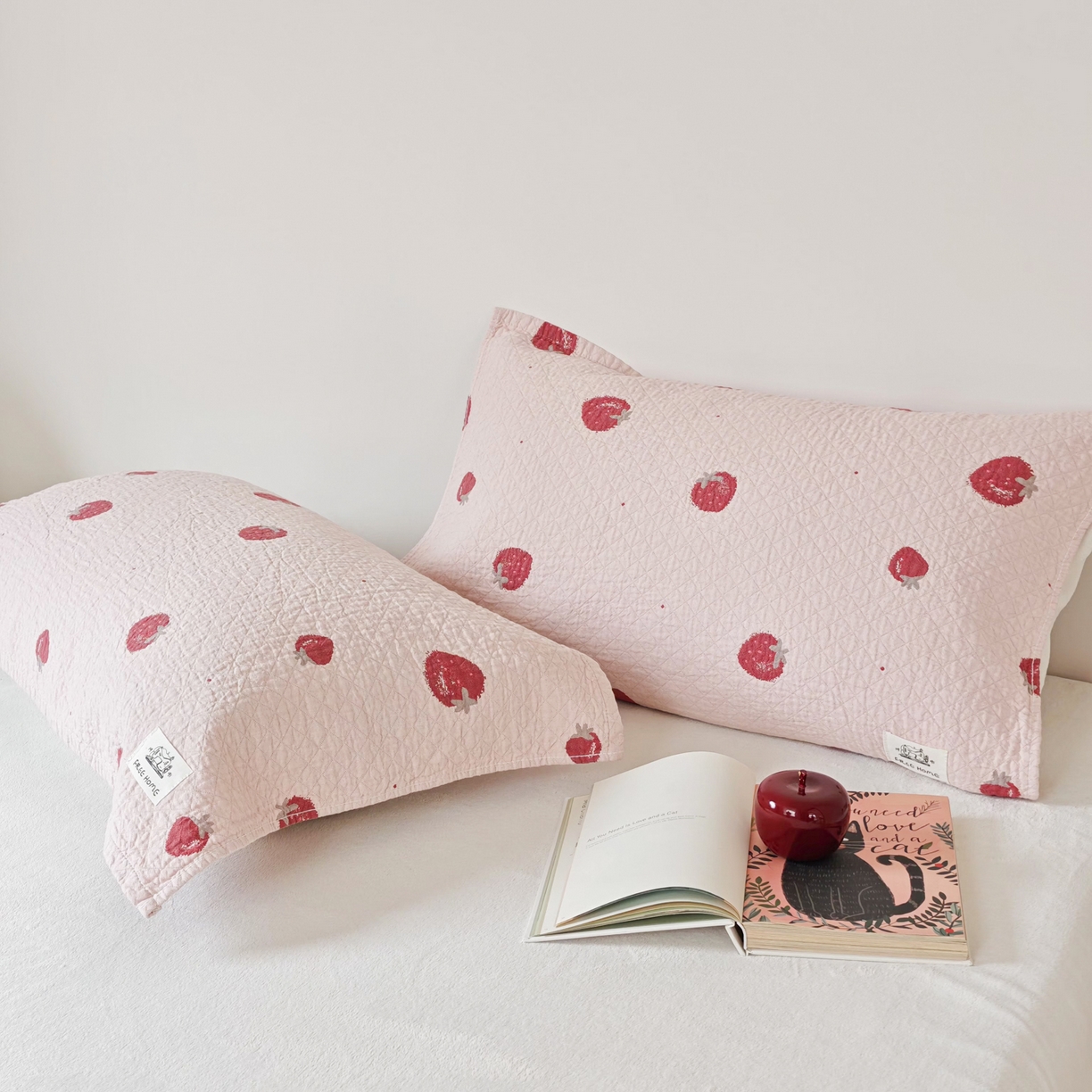 91家纺网 家纺一手货源 找家纺 沐瑟家纺  2026新款安心棉纯棉纱布枕巾 草莓