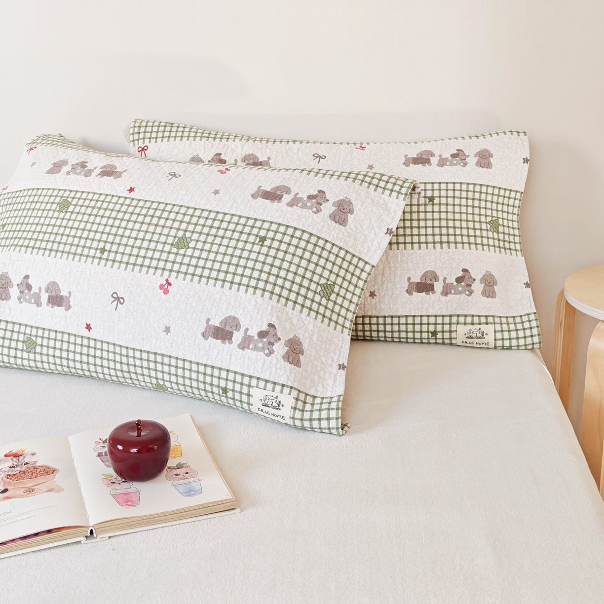 91家纺网 家纺一手货源 找家纺 沐瑟家纺  2026新款安心棉纯棉纱布枕巾 格子腊肠狗