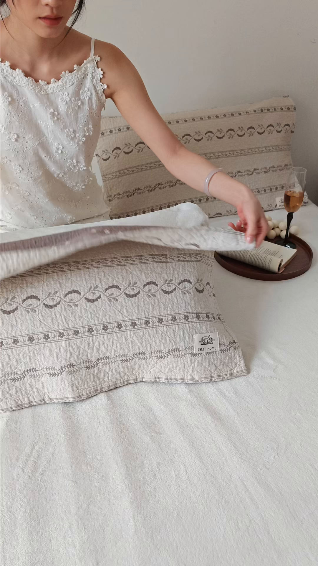 91家纺网 家纺一手货源 找家纺 沐瑟家纺  2026新款安心棉纯棉纱布枕巾 花涧语