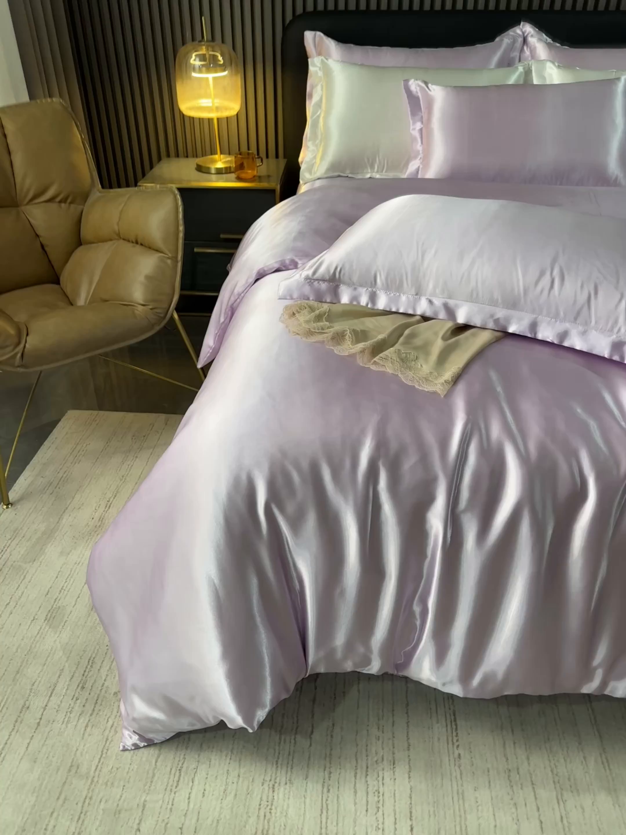 91家纺网 家纺一手货源 找家纺 莱越家纺 2026夏季款高端轻奢水洗真丝四件套丝滑裸睡丝绸纯色冰丝四件套系列可承接外贸订货 香芋紫