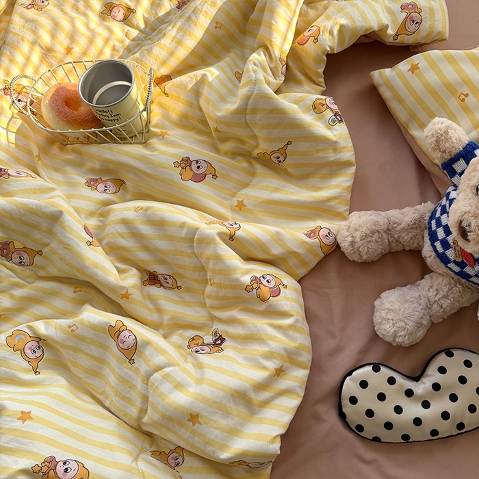 91家纺网 家纺一手货源 找家纺 原素 2026夏季A类水洗棉双层纱夏凉被四件套 黄条星星人