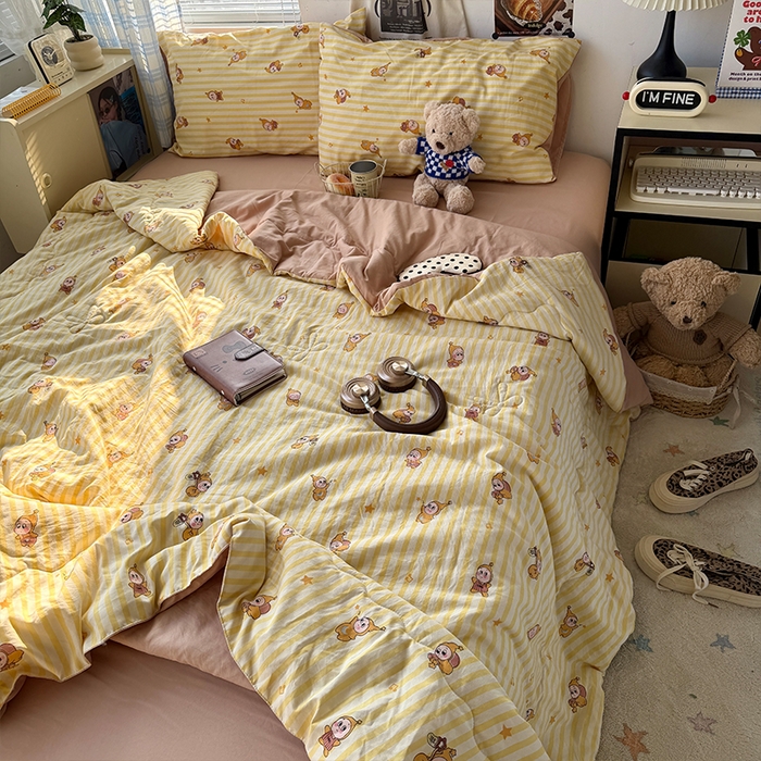 91家纺网 家纺一手货源 找家纺 原素 2026夏季A类水洗棉双层纱夏凉被四件套 黄条星星人