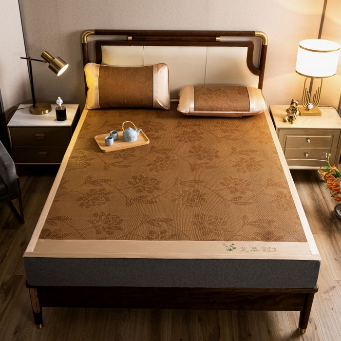 91家纺网 家纺一手货源 找家纺 （总）瑞禾家纺 2026新款艾草刺绣双面古藤席艾草刺绣藤席双面席反面冰丝席（新拍图）