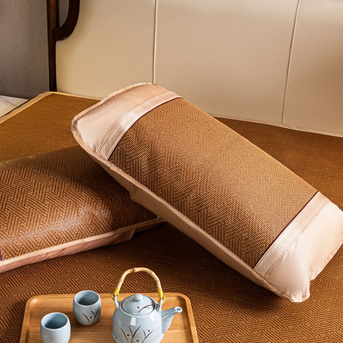 91家纺网 家纺一手货源 找家纺 瑞禾家纺 2026新款艾草刺绣双面古藤席艾草刺绣藤席双面席反面冰丝席（新拍图） 饼干花