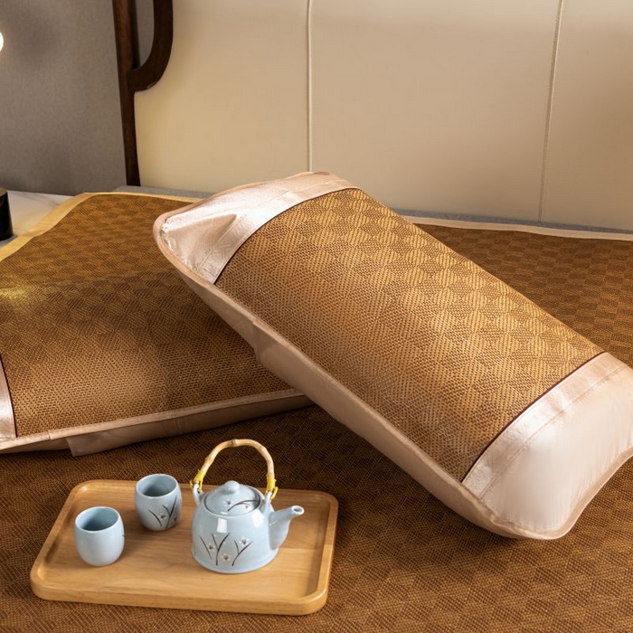 91家纺网 家纺一手货源 找家纺 瑞禾家纺 2026新款艾草刺绣双面古藤席艾草刺绣藤席双面席反面冰丝席（新拍图） 经典格