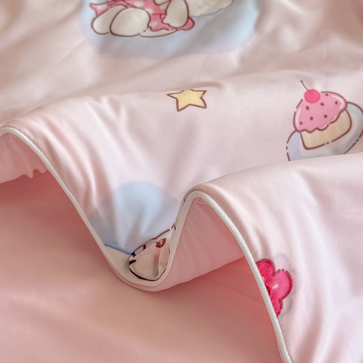 91家纺网 家纺一手货源 找家纺 瑞禾家纺 2026新款印花凉感丝夏被夏凉被 咪咪乐园-粉