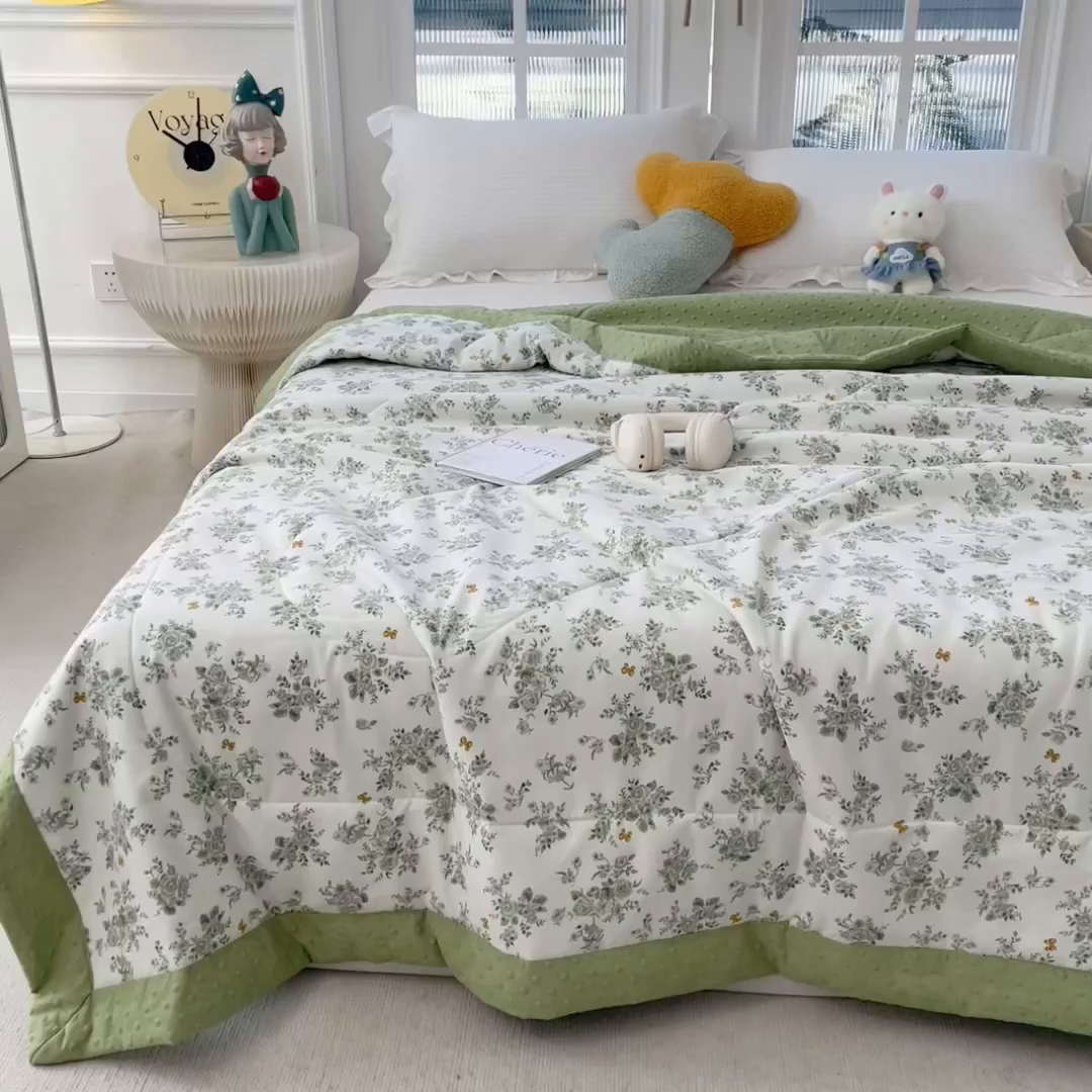 91家纺网 家纺一手货源 找家纺 （总）瑞禾家纺 2026新款印花夏凉豆豆夏被手工包边被子被芯儿童