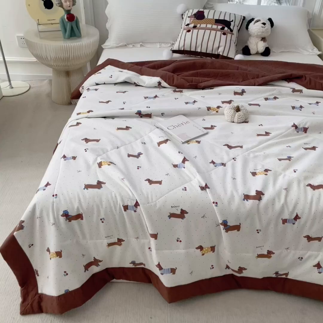 91家纺网 家纺一手货源 找家纺 瑞禾家纺 2026新款印花夏凉豆豆夏被手工包边被子被芯儿童 波点腊肠