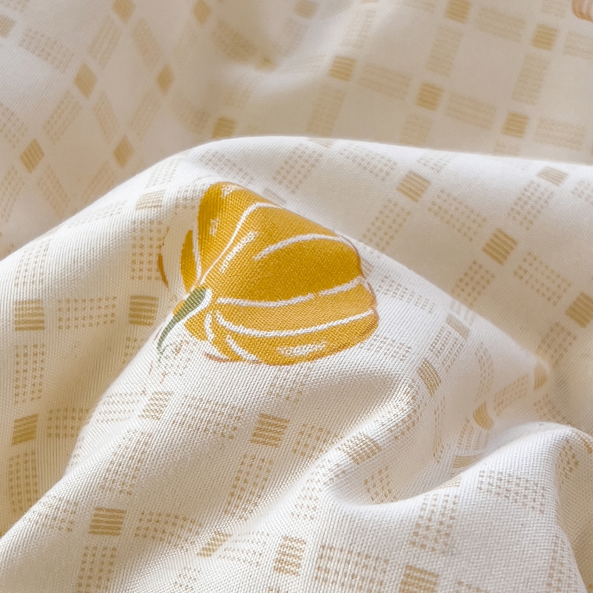 91家纺网 家纺一手货源 找家纺 瑞禾家纺 2026新款印花夏凉豆豆夏被手工包边被子被芯儿童 南瓜派对