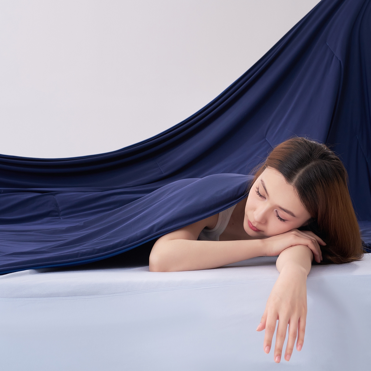 91家纺网 家纺一手货源 找家纺 花享莱 2026新款亚朵酒店同款夏季深睡双感夏凉被凉感被夏被控温被pro3.0 深睡蓝