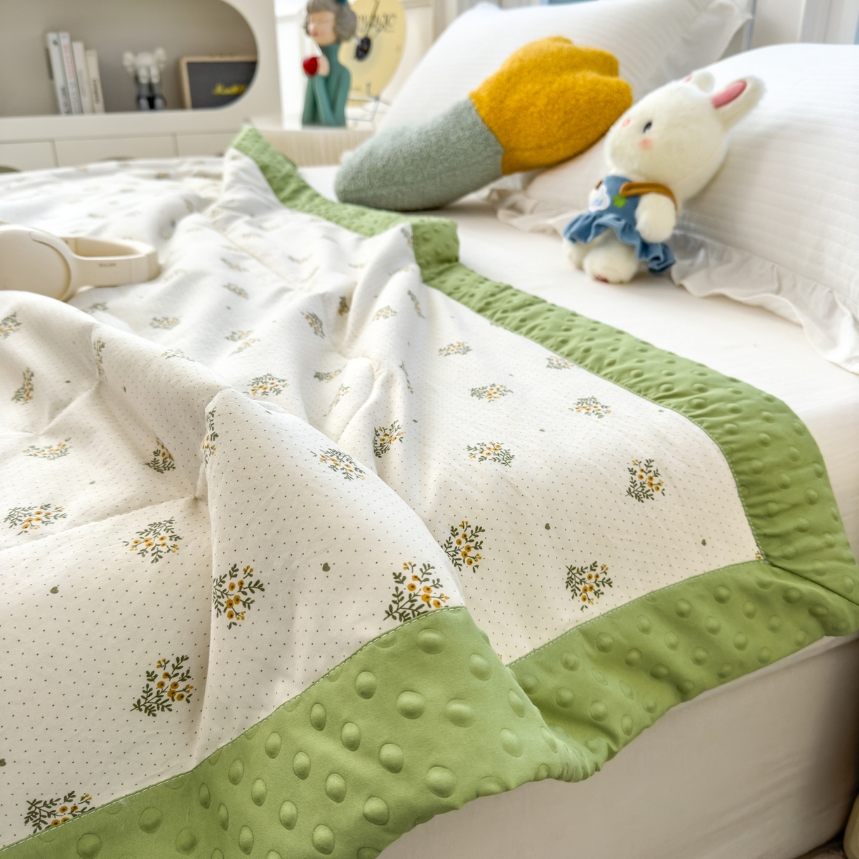 91家纺网 家纺一手货源 找家纺 瑞禾家纺 2026新款印花夏凉豆豆夏被手工包边被子被芯儿童 幸会