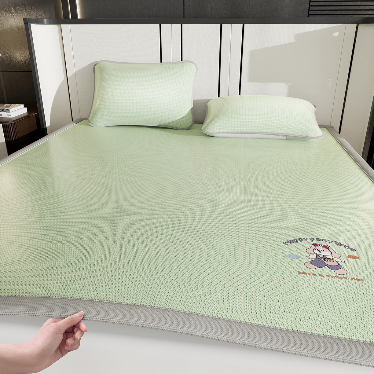 91家纺网 家纺一手货源 找家纺 奇丝雅 2026新款夏季A类碳光凉席三明治透气网冰丝凉席家用双人冰丝席床单可机洗单人学生宿舍上下铺夏天空调软席三件套 冰爽-绿