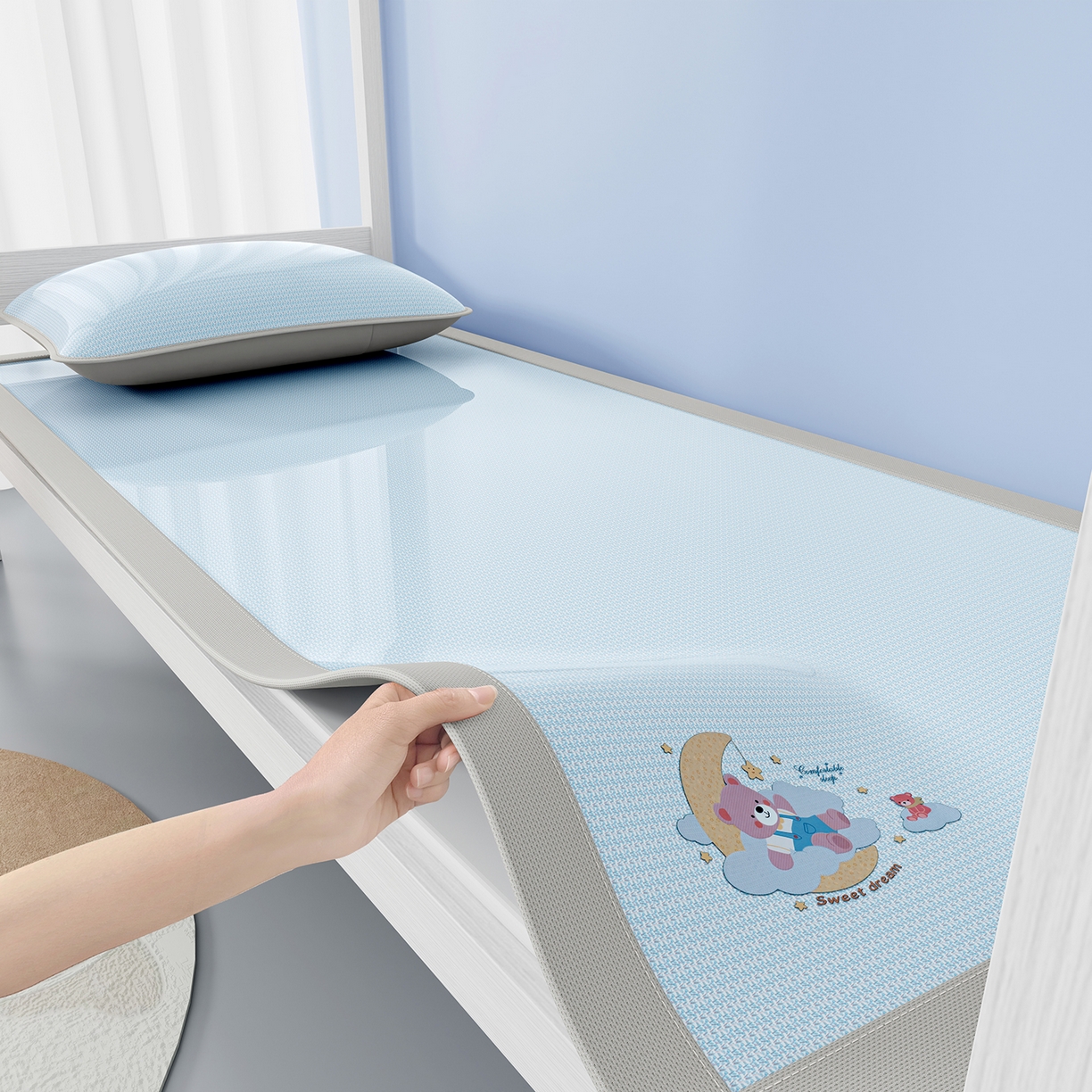 91家纺网 家纺一手货源 找家纺 家品罗兰 2026新款夏季A类碳光凉席三明治透气网冰丝凉席家用双人冰丝席床单可机洗单人学生宿舍上下铺夏天空调软席三件套 冰爽-蓝