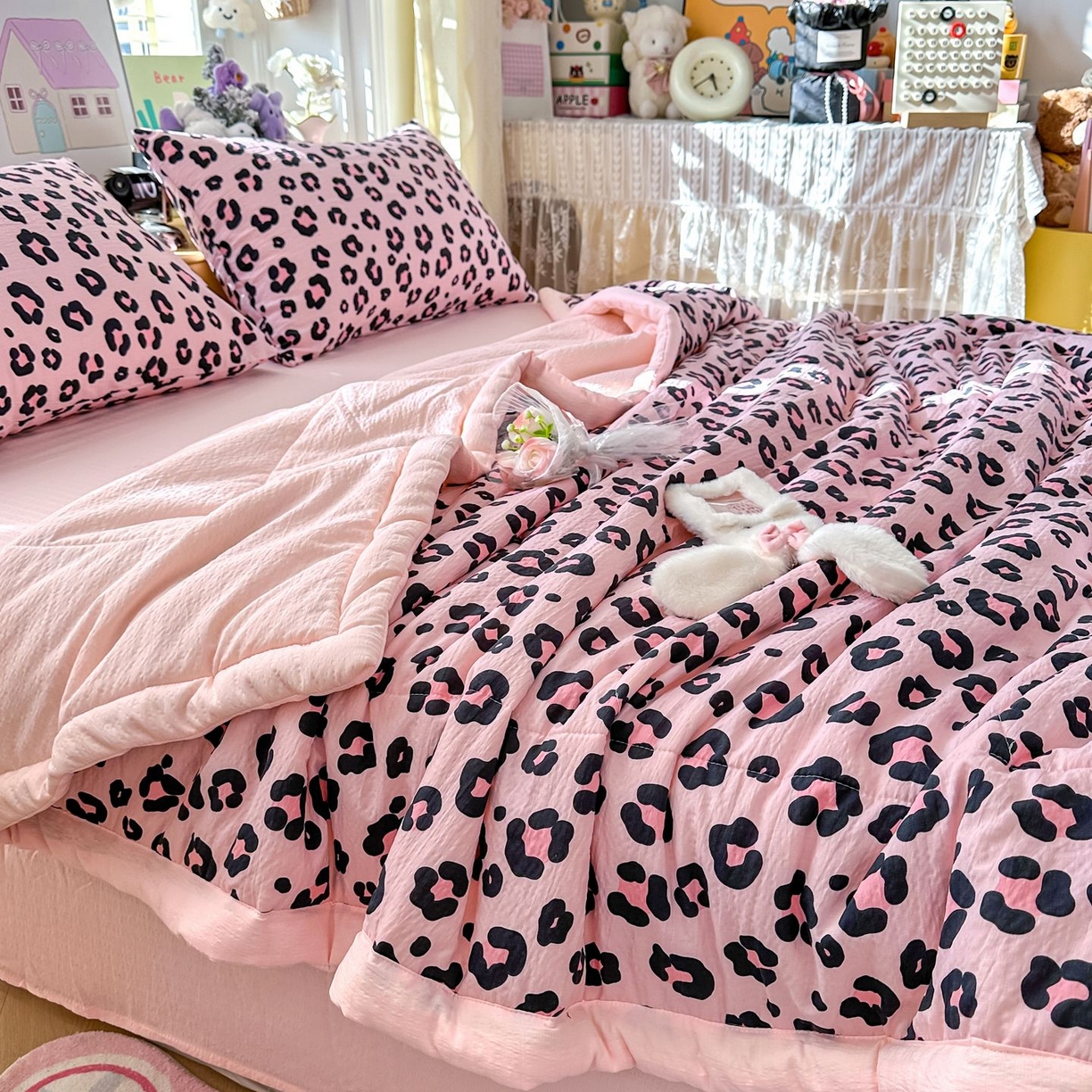 91家纺网 家纺一手货源 找家纺 瑞禾家纺 2026新款皱皱棉双层纱夏被四件套下载文件包含买家秀 云影星斑-粉