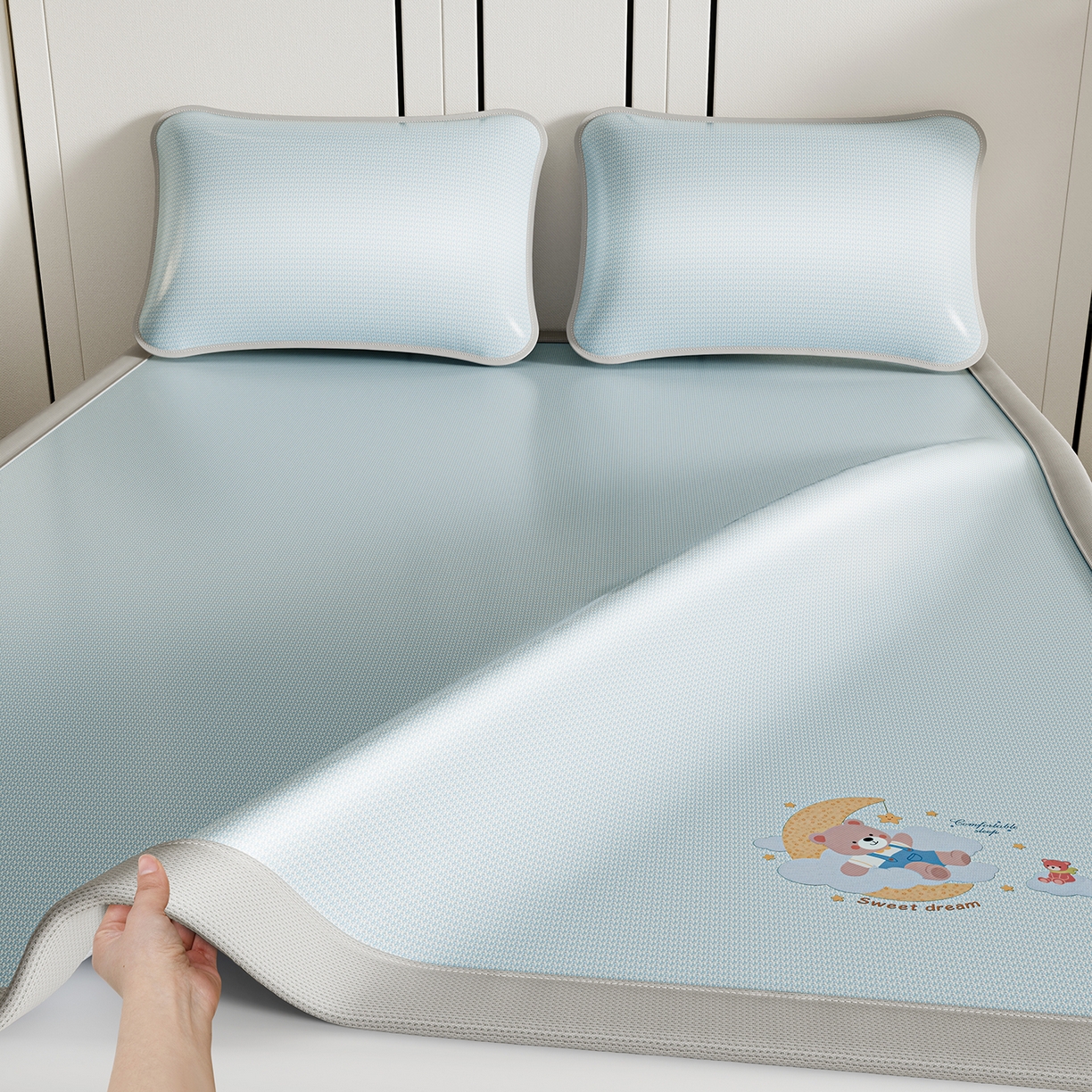 91家纺网 家纺一手货源 找家纺 家品罗兰 2026新款夏季A类碳光凉席三明治透气网冰丝凉席家用双人冰丝席床单可机洗单人学生宿舍上下铺夏天空调软席三件套 冰爽-蓝