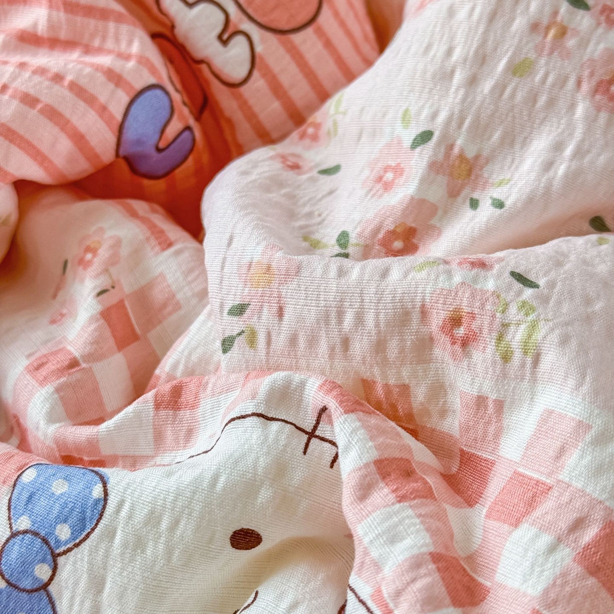 91家纺网 家纺一手货源 找家纺 瑞禾家纺 2026新款皱皱棉双层纱夏被四件套下载文件包含买家秀 花间喵语