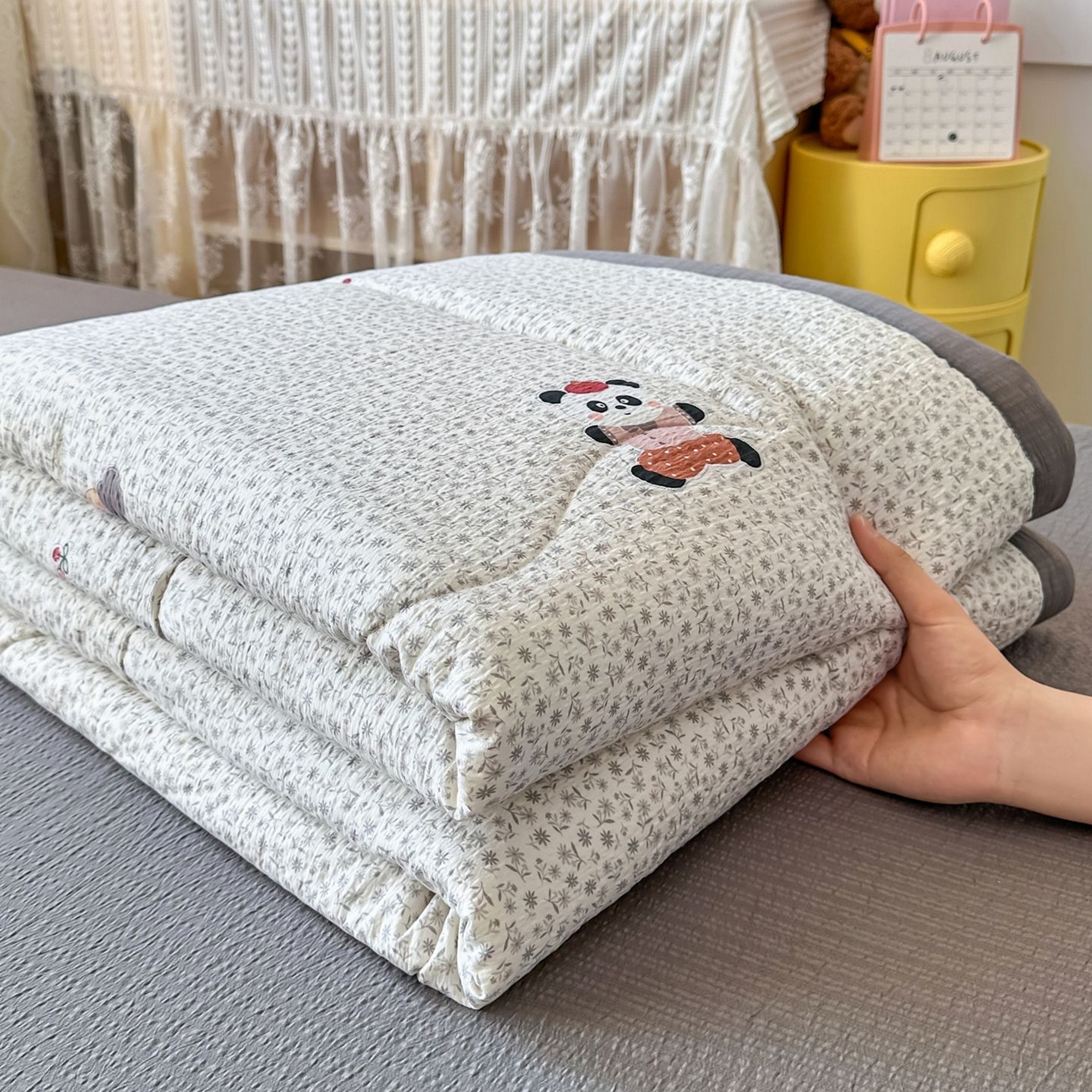 91家纺网 家纺一手货源 找家纺 瑞禾家纺 2026新款皱皱棉双层纱夏被四件套下载文件包含买家秀 静谧时光