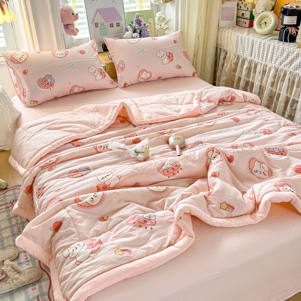 91家纺网 家纺一手货源 找家纺 瑞禾家纺 2026新款皱皱棉双层纱夏被四件套下载文件包含买家秀 蜜桃粉兔