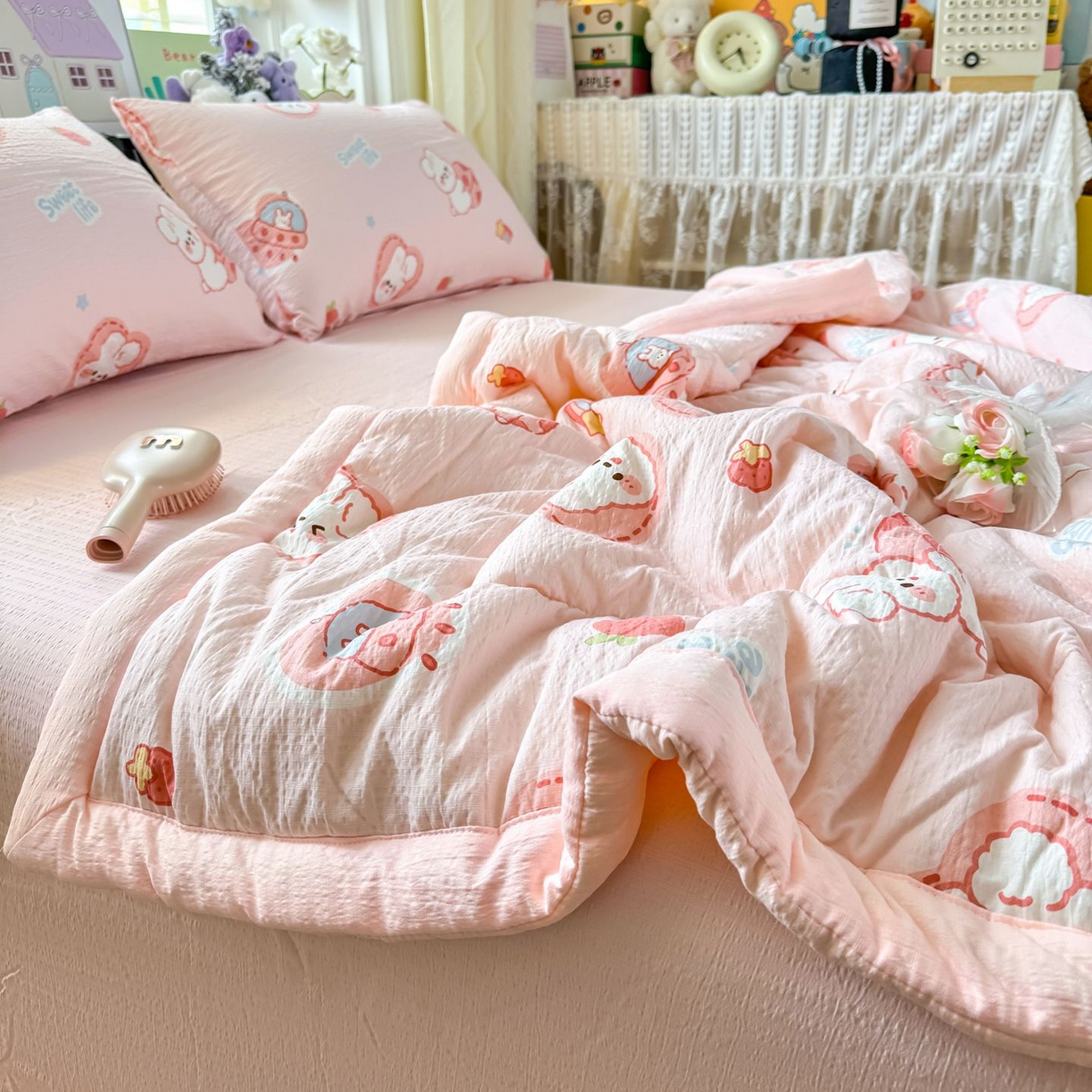 91家纺网 家纺一手货源 找家纺 瑞禾家纺 2026新款皱皱棉双层纱夏被四件套下载文件包含买家秀 蜜桃粉兔