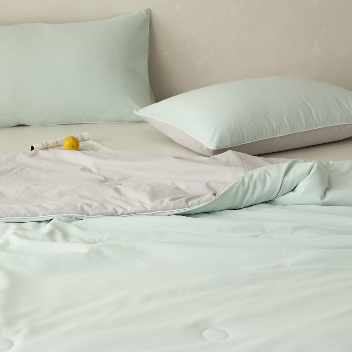 91家纺网 家纺一手货源 找家纺 万盛家纺 2026春夏新款果冻速干夏被夏凉被空调被 冰清绿-灰