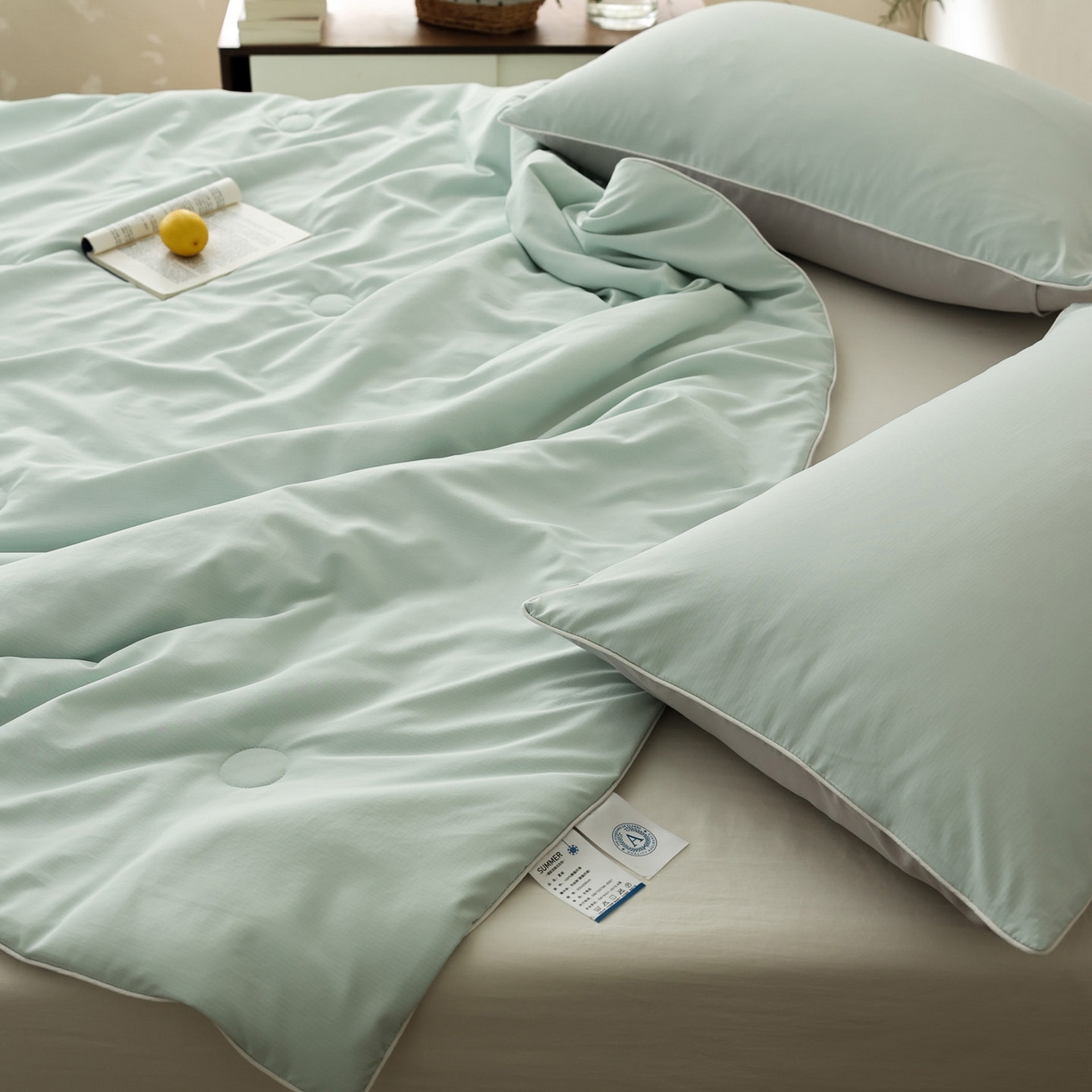 91家纺网 家纺一手货源 找家纺 万盛家纺 2026春夏新款果冻速干夏被夏凉被空调被 冰清绿-灰