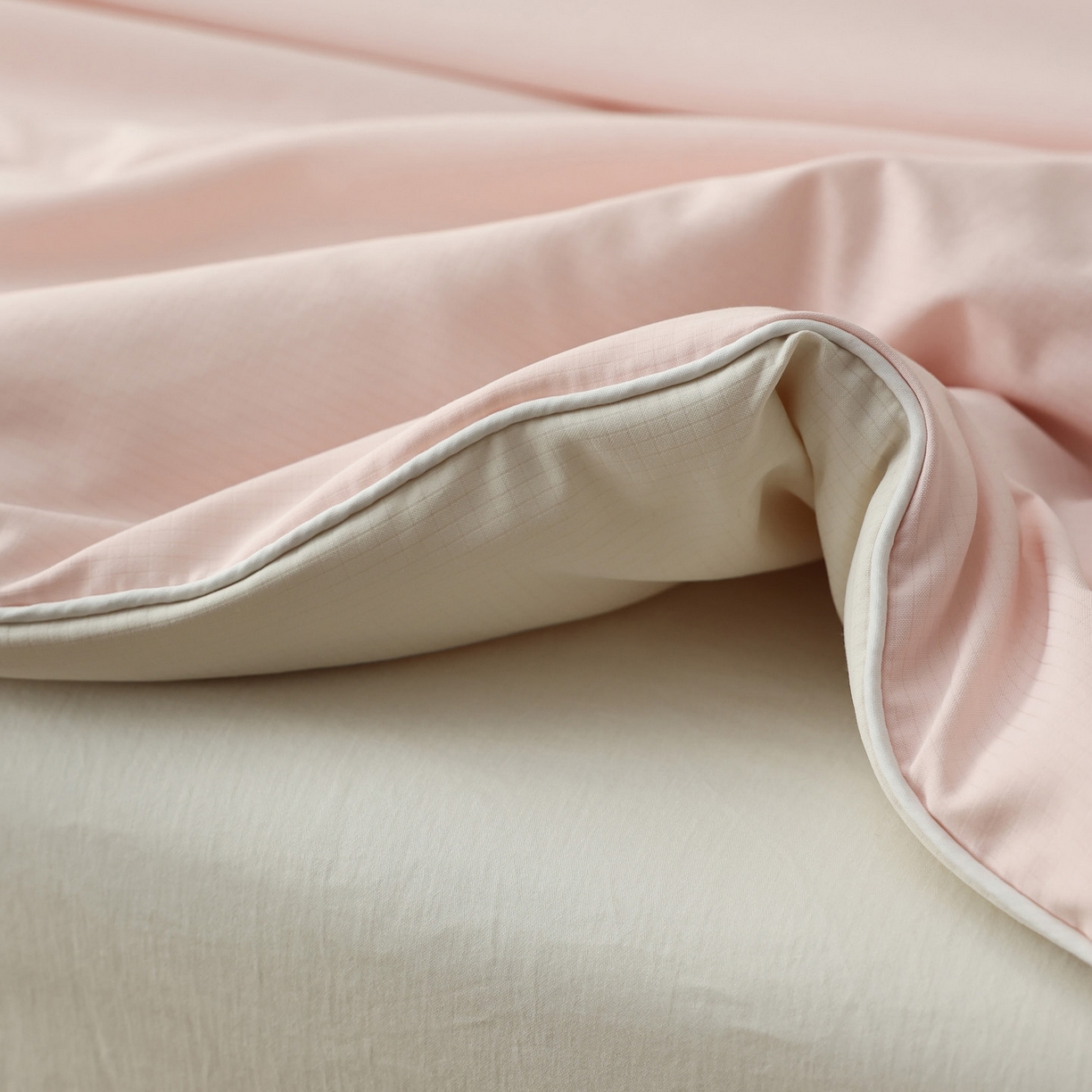 91家纺网 家纺一手货源 找家纺 万盛家纺 2026春夏新款果冻速干夏被夏凉被空调被 暗香粉-米