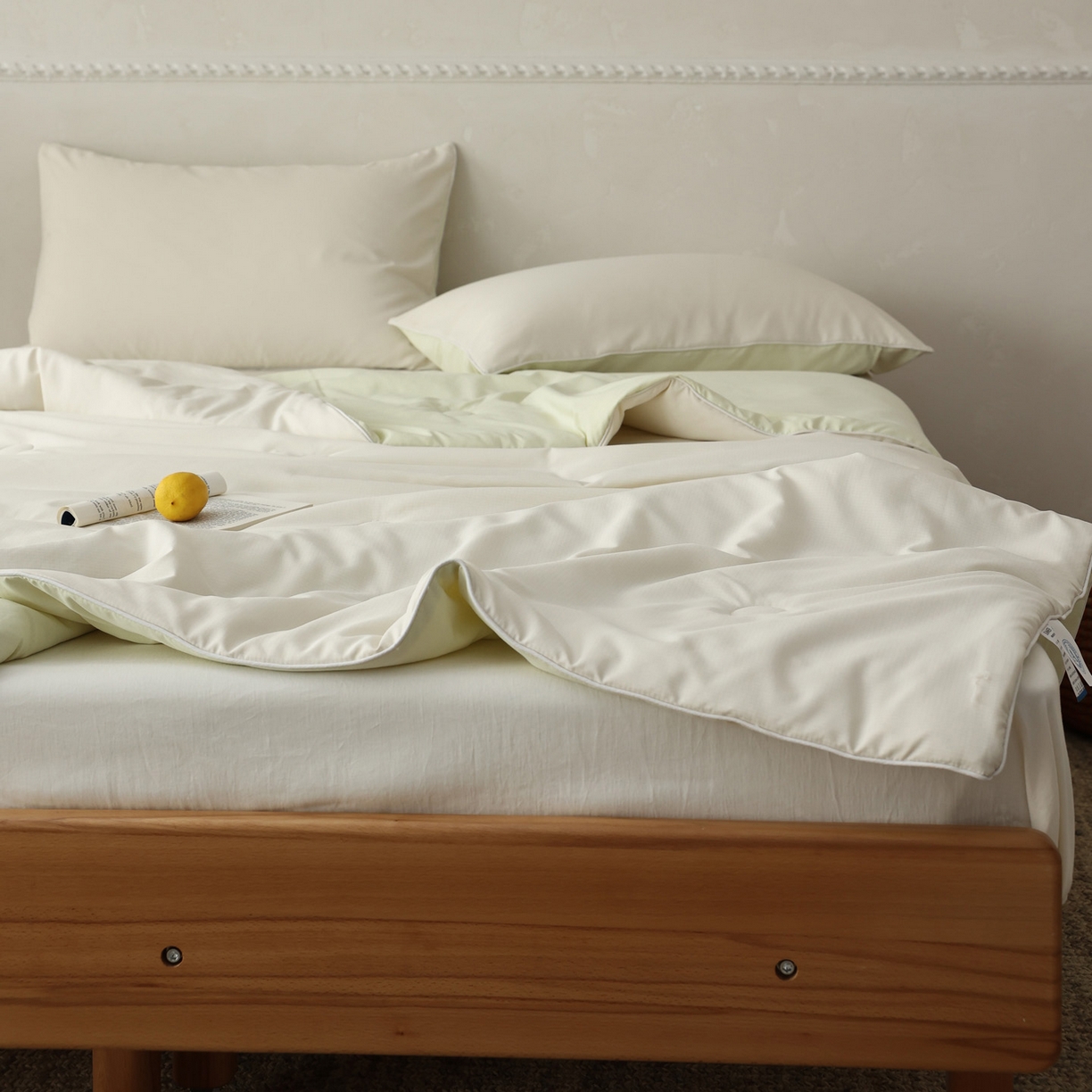 91家纺网 家纺一手货源 找家纺 万盛家纺 2026春夏新款果冻速干夏被夏凉被空调被 糯米黄-绿